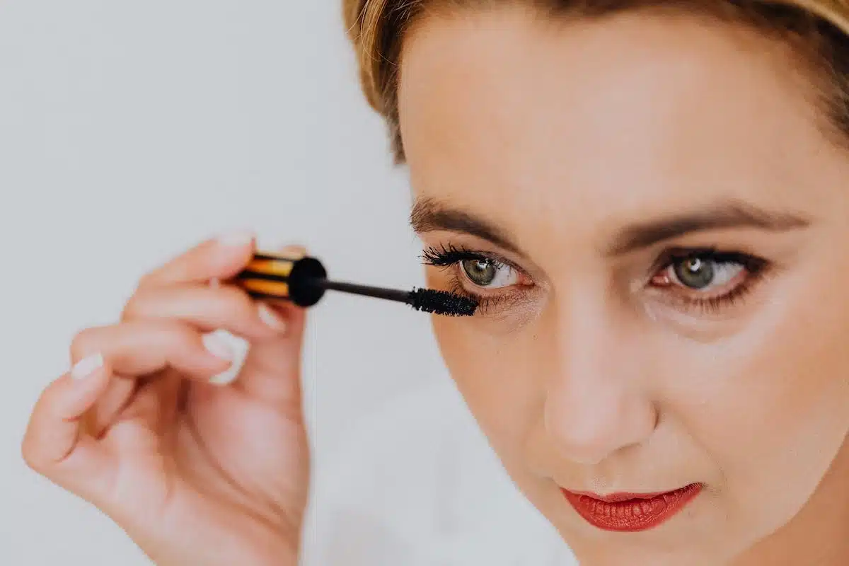 Réussir son maquillage : éviter les erreurs qui gâchent tout !