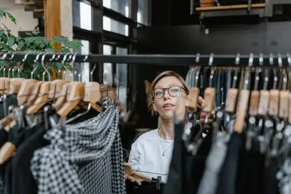 Conseils pratiques pour prolonger la durée de vie de vos vêtements